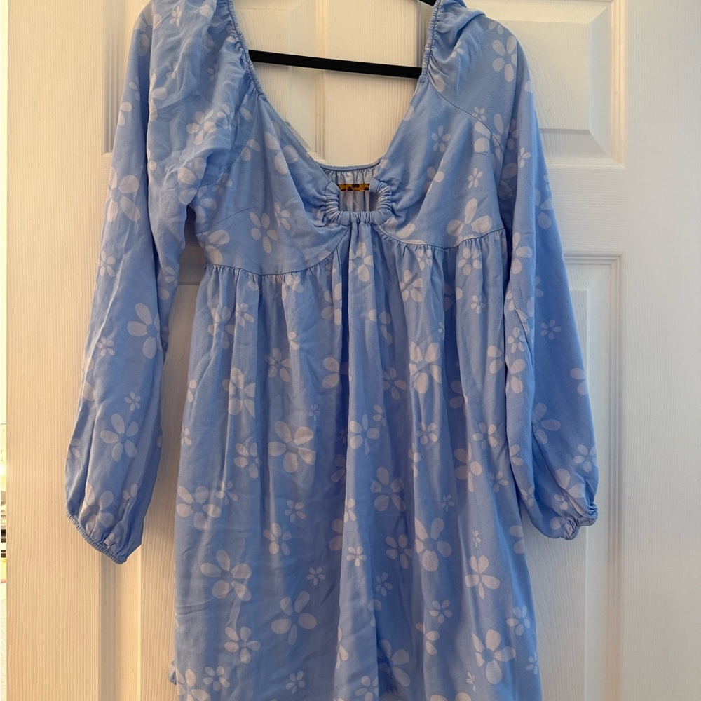 American Eagle Outfitters Light Blue Floral Tunic